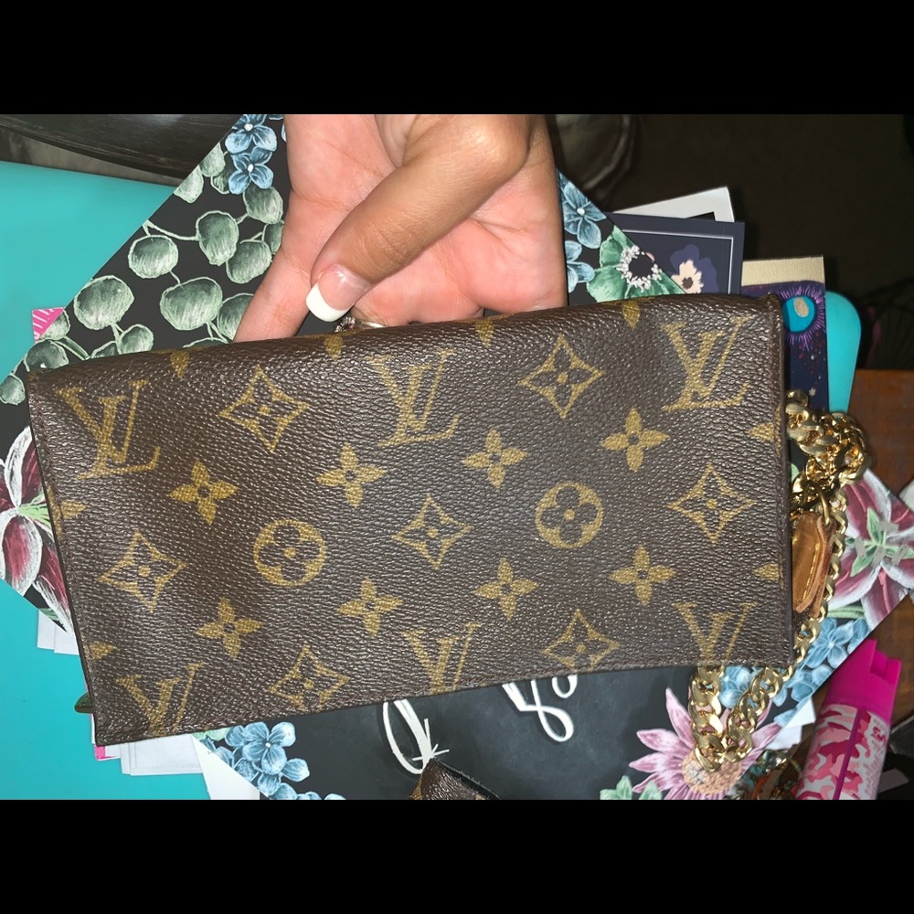 Louis Vuitton wristlet/pouch